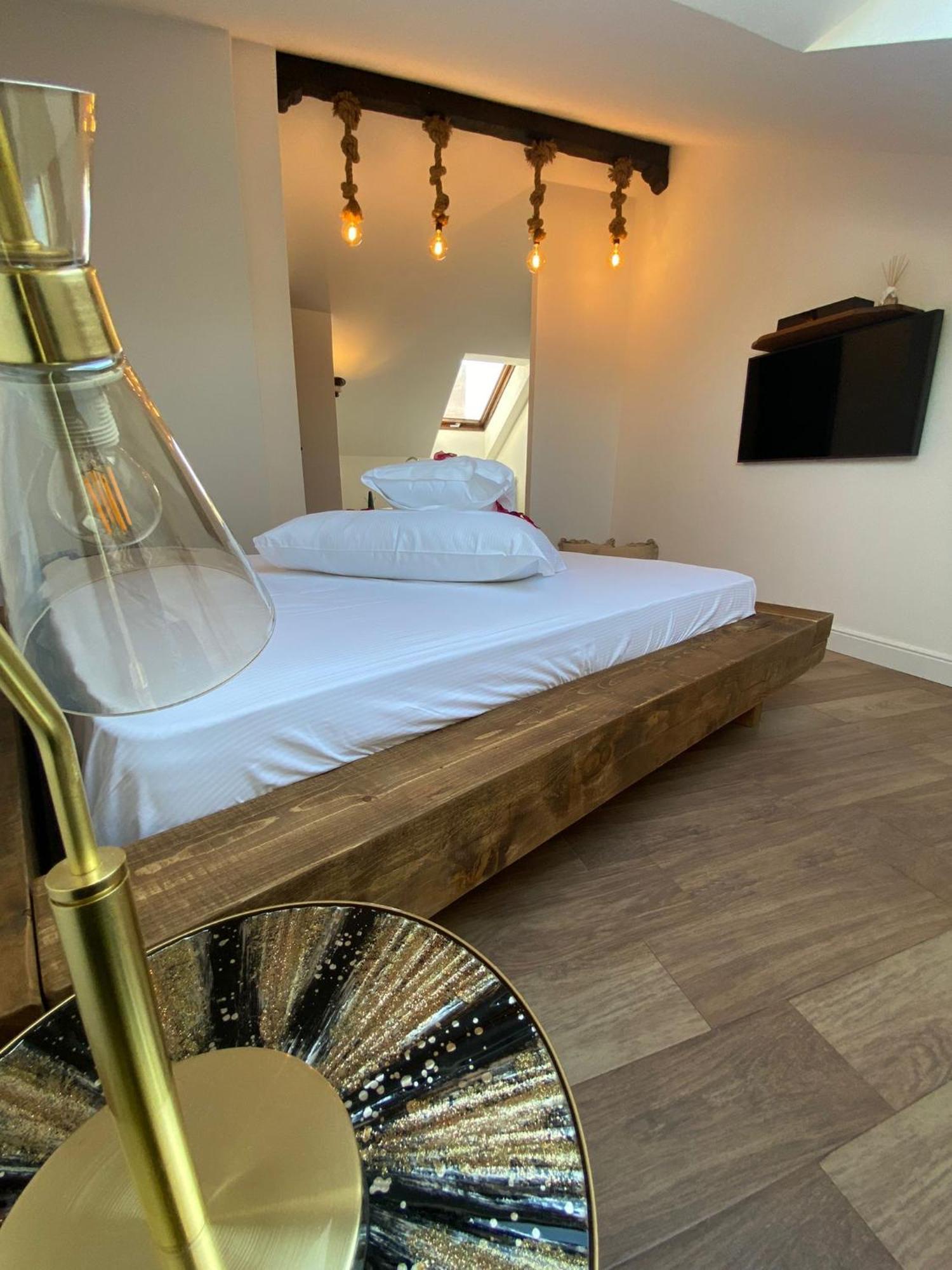 Hotel Domino